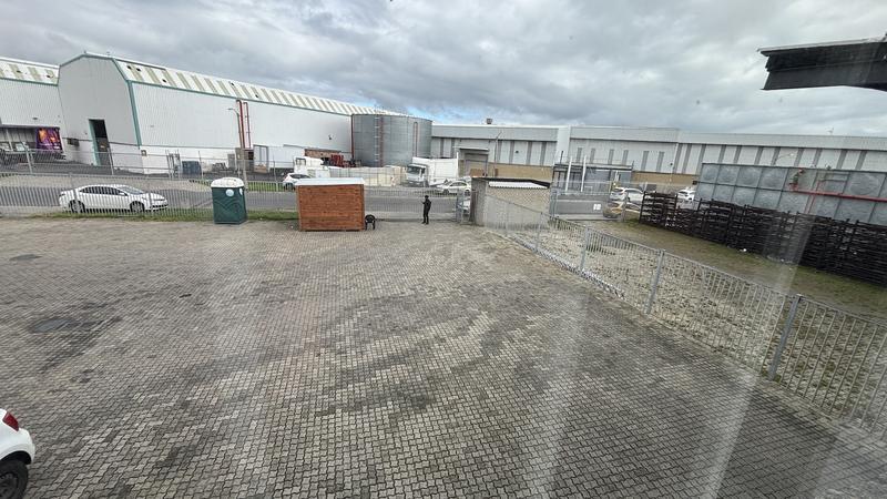 To Let commercial Property for Rent in Marconi Beam Industria Western Cape